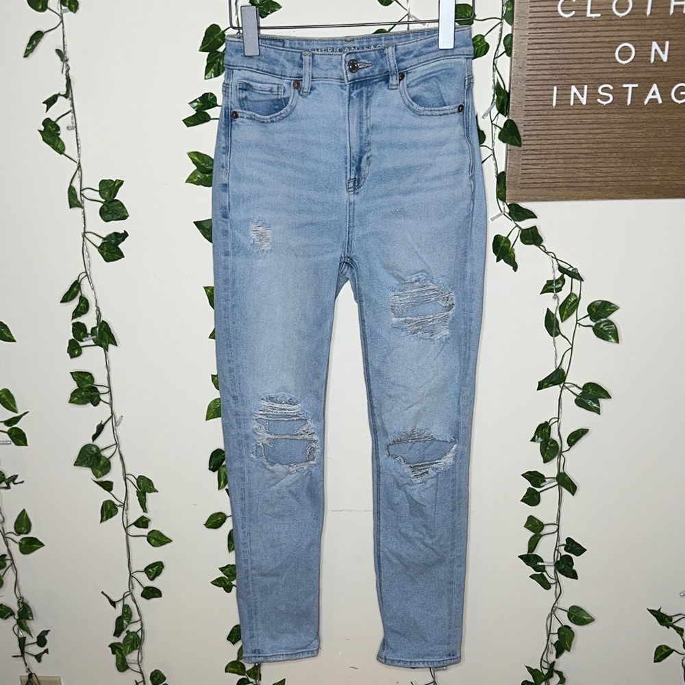 American Eagle Ripped Distressed Mom Straight Jeans